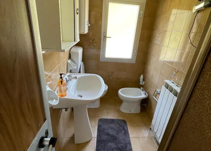 Apartamento Piano Superiore A Pochi Passi Dal Mare